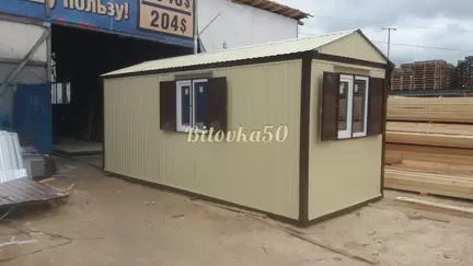 Блок-контейнеры с двускатной крышей